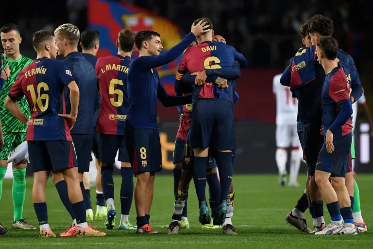 BARCELONA DOMINATES SEVILLA 5-1, LEADING LA LIGA AHEAD OF CLASICO