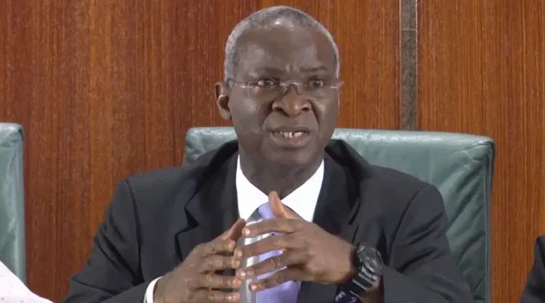 Fashola Urges Streamlining of Development Approval Processes at Lagos Summit