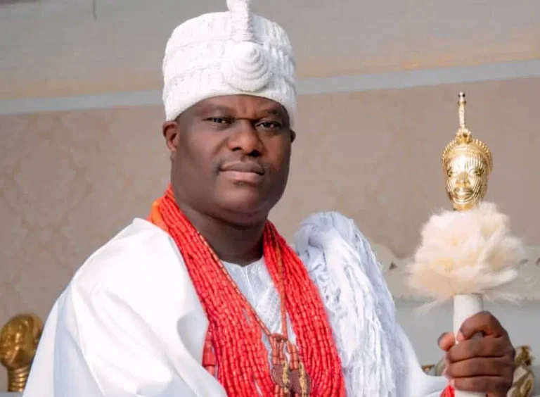 OONI OF IFE REVEALS HOW OLUWO OF IWO CHASED HIM OUT OF PALACE