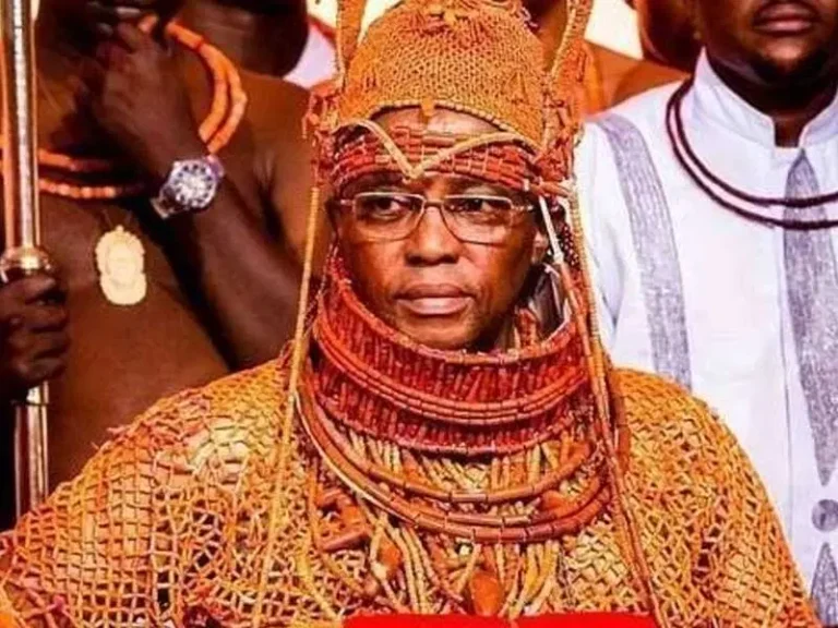 APC National Women Leader Celebrates Oba of Benin’s 8th Coronation Anniversary and 71st Birthday