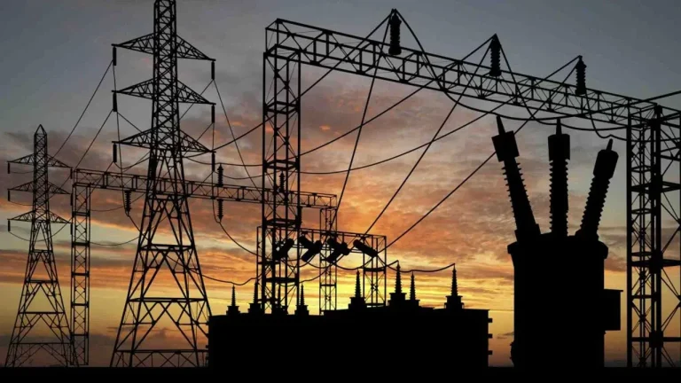 TEMPORARY DISTURBANCE IN NATIONAL GRID CAUSES NATIONWIDE POWER OUTAGES