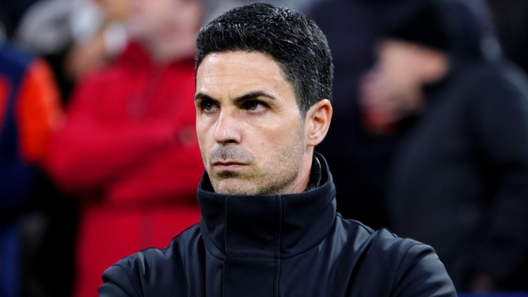 Arteta refuses to give up on EPL title despite 11-point gap