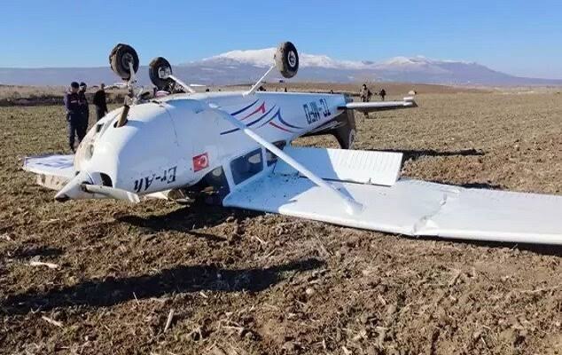 Two killed in US midair plane collision