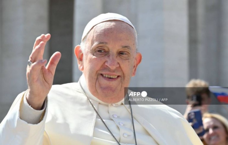 Pope Francis enjoys breakfast in armchair as health improves – Vatican