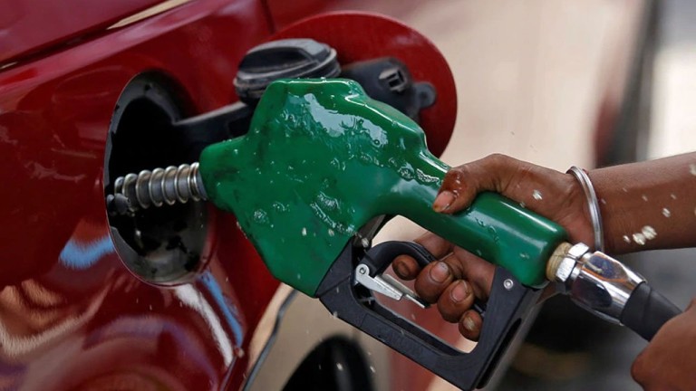 Expect more fuel price drop amid NNPC, Dangote war – PETROAN, IPMAN to Nigerians