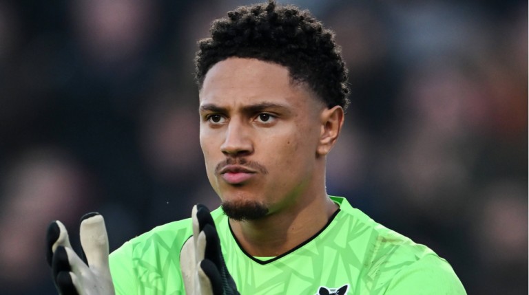 Bournemouth prepares to sign for Maduka Okoye